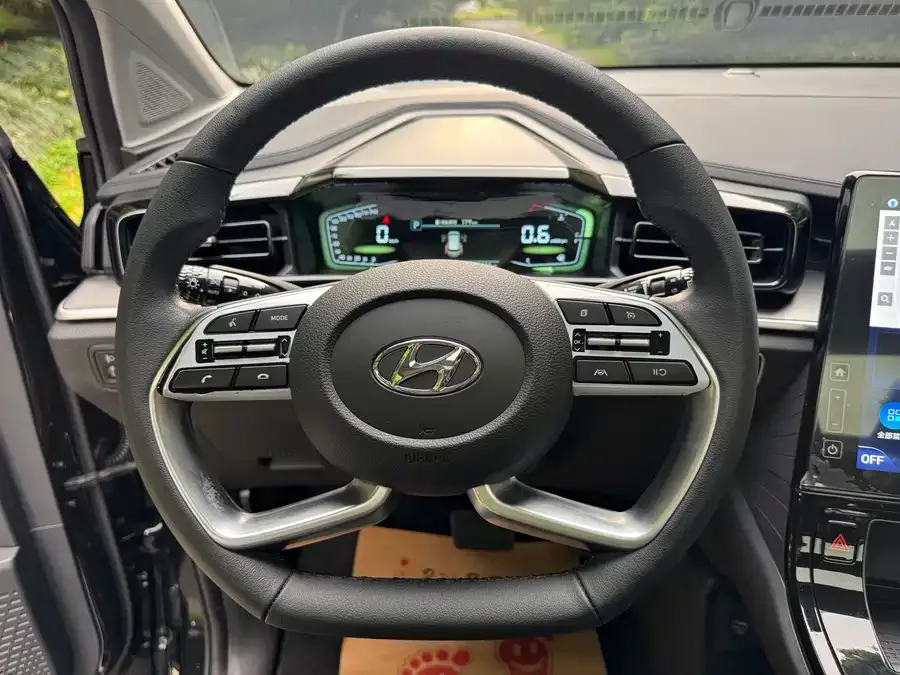 Hyundai Custo Kustu 2024 270TGDi LUX Premium Edition 2025 — миниатюра 5