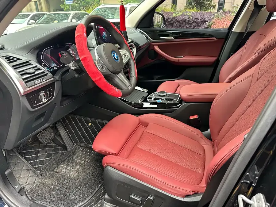 BMW iX3 2023 leading model 2024 — миниатюра 4