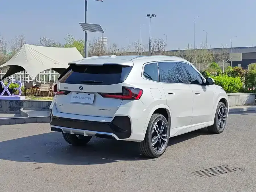 BMW X1 2024 sDrive25Li M Sport Package 2025 — миниатюра 2