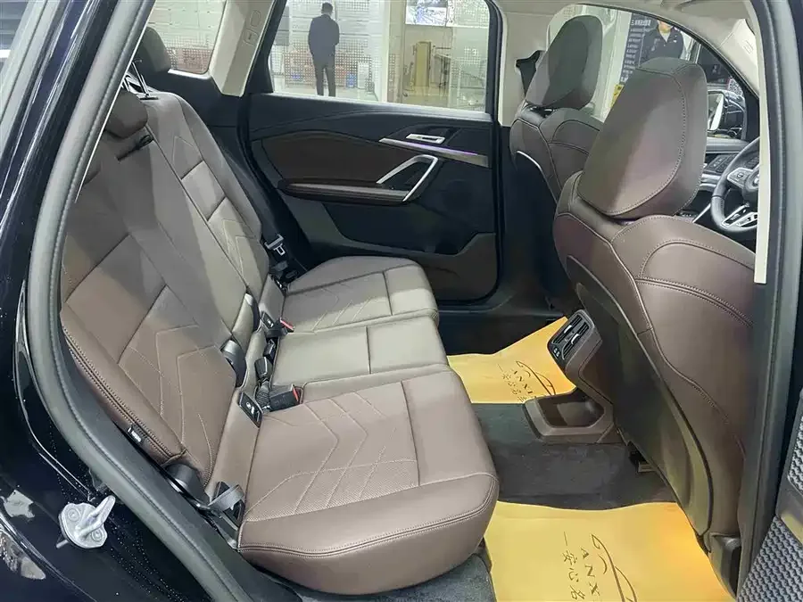 BMW X1 2025 sDrive25Li M Sport Package 2025 — миниатюра 4