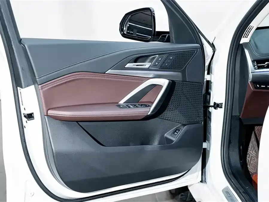 BMW X1 2024 sDrive25Li M Sport Package 2024 — миниатюра 5