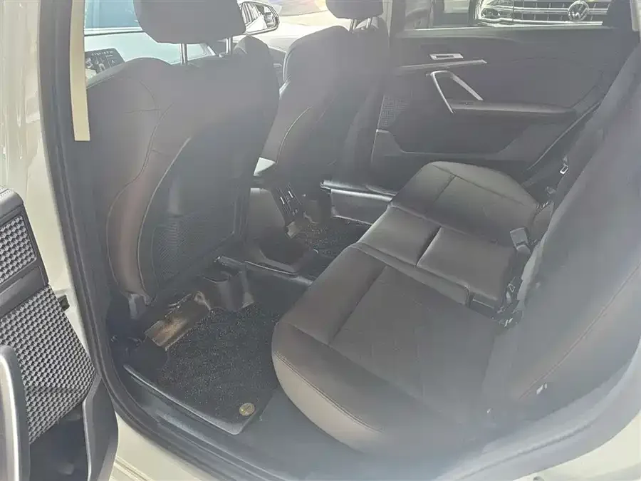 BMW X1 2024 sDrive25Li M Sport Package 2024 — миниатюра 2