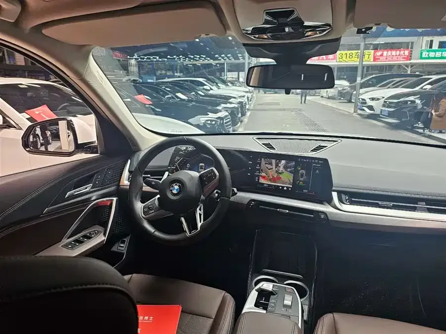 BMW X1 2024 sDrive25Li M Sport Package 2024 — миниатюра 3
