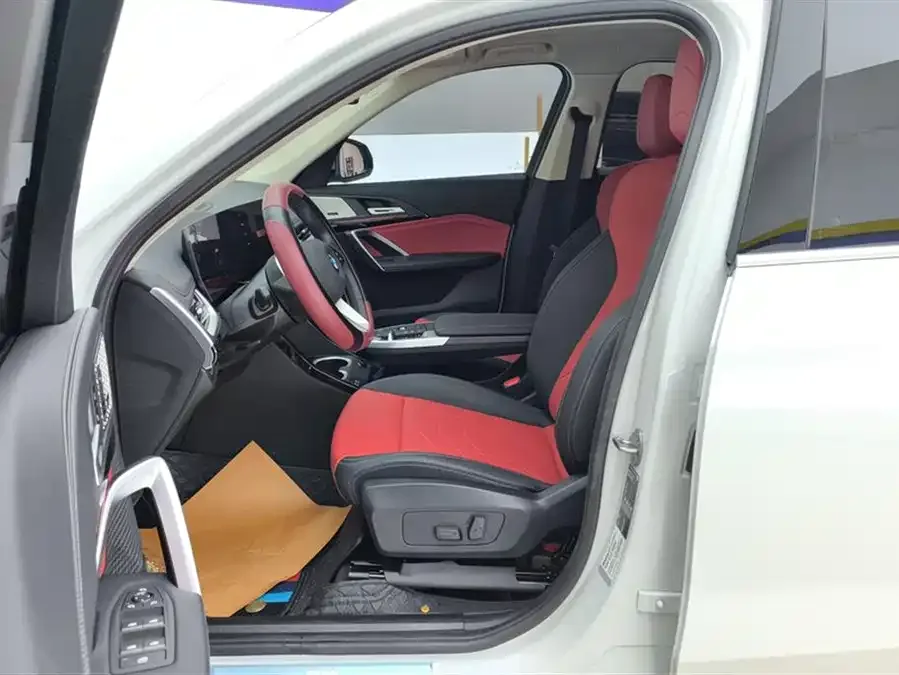 BMW X1 2023 xDrive25Li X Design Package 2024 — миниатюра 3
