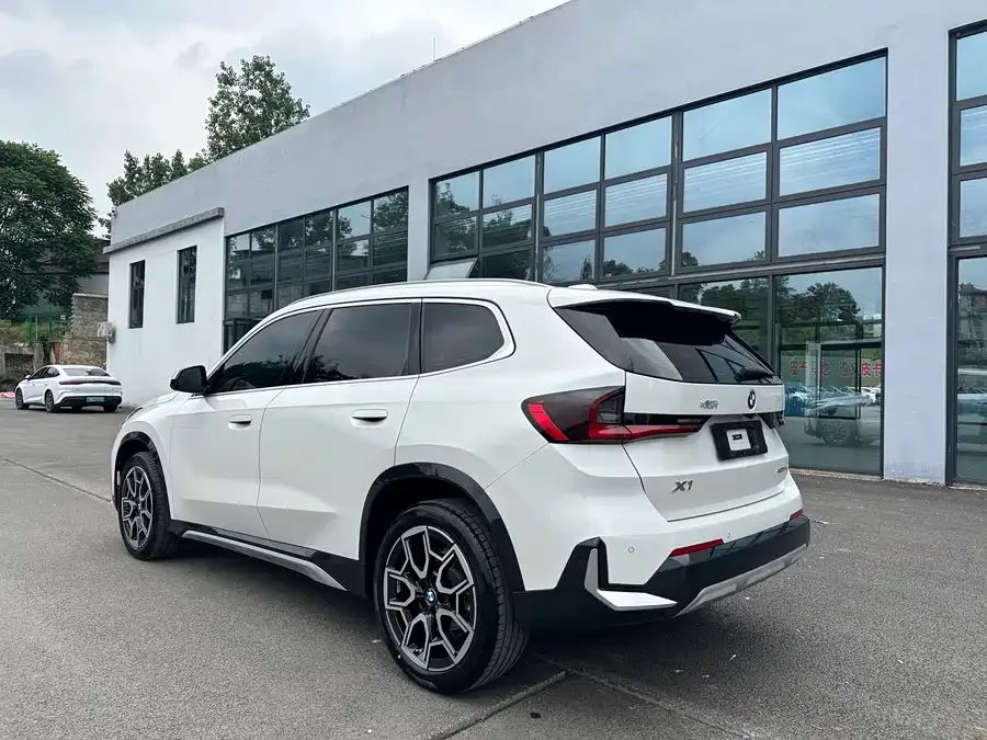 BMW X1 2024 sDrive25Li M Sport Package 2024 — миниатюра 4