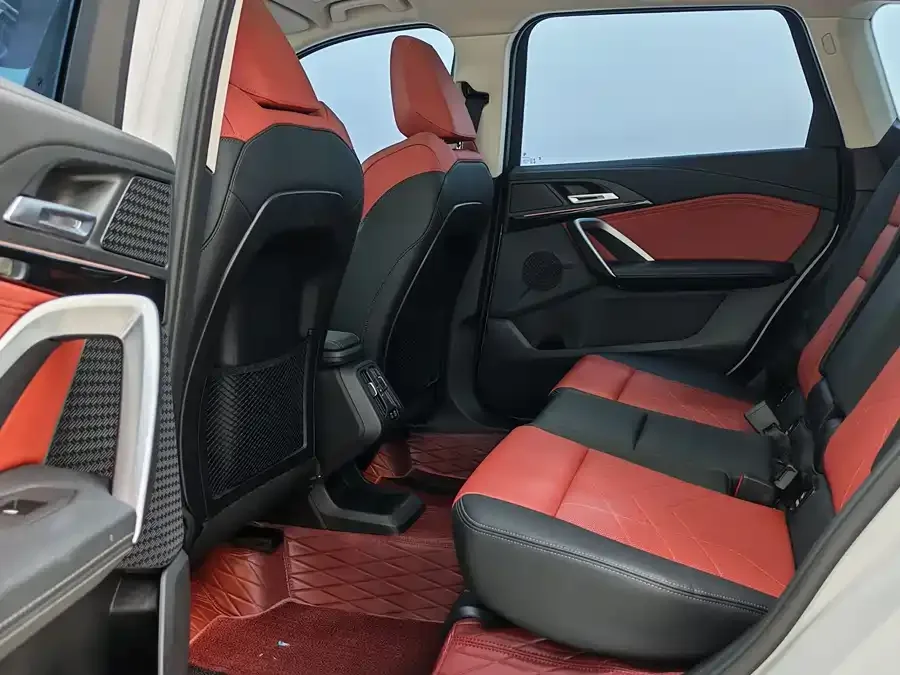 BMW X1 2023 sDrive20Li X Design Package 2024 — миниатюра 3