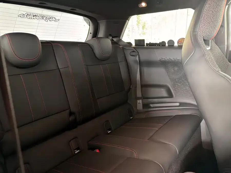 MINI electric JCW MINI JCW 2025 ELECTRIC JOHN COOPER WORKS 2025 — миниатюра 3