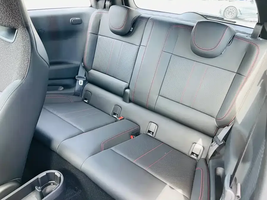 MINI electric JCW MINI JCW 2025 ELECTRIC JOHN COOPER WORKS 2025 — миниатюра 5