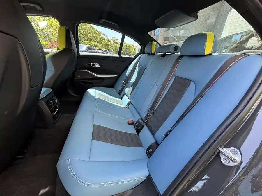 BMW M3 2023 M3 Sedan M xDrive Thunder Edition 2023 — миниатюра 2