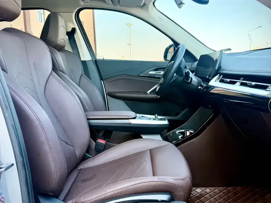 BMW X1 2023 sDrive20Li X Design Package 2023 — миниатюра 4
