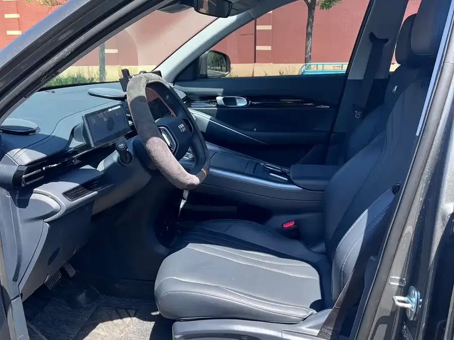 Geely Galaxy E5 Galaxy E5 2024 530km Long Range Edition 2025 — миниатюра 4