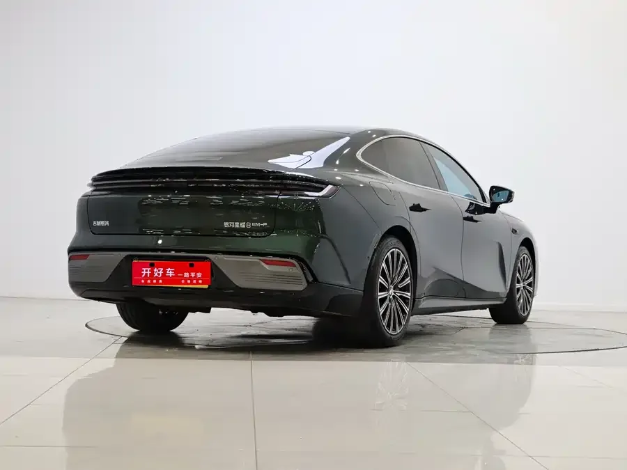 Geely Galaxy Star 8 Galaxy Star 8 2025 130km EM-P Starship Edition 2025 — миниатюра 2