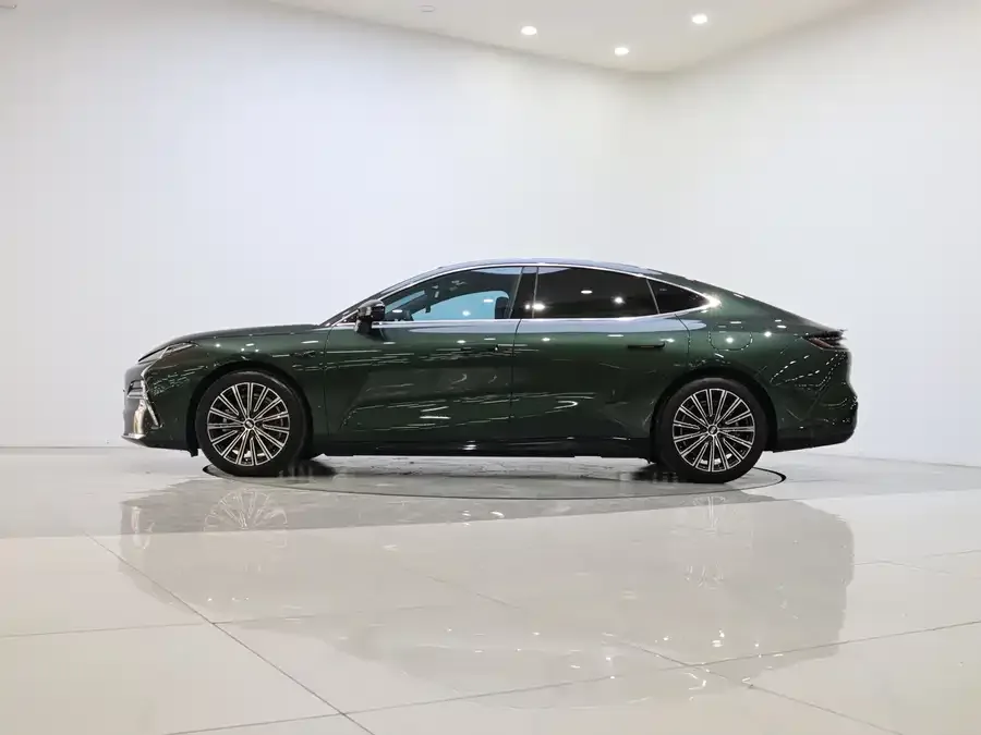 Geely Galaxy Star 8 Galaxy Star 8 2025 130km EM-P Starship Edition 2025 — миниатюра 3