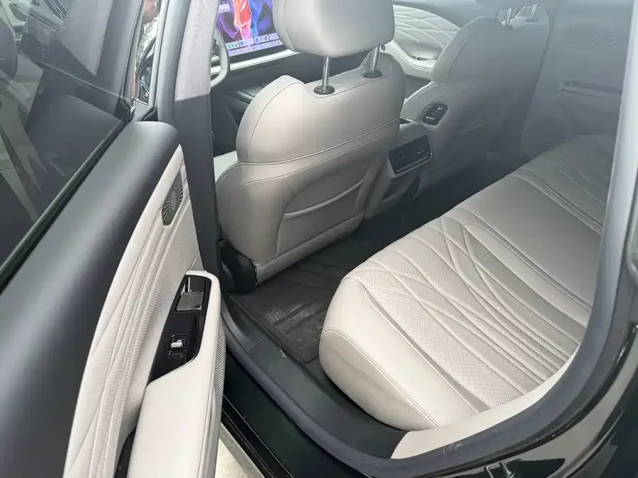 Geely Galaxy Star 8 Galaxy Star 8 2025 130km EM-P Exploration Edition 2025 — миниатюра 4