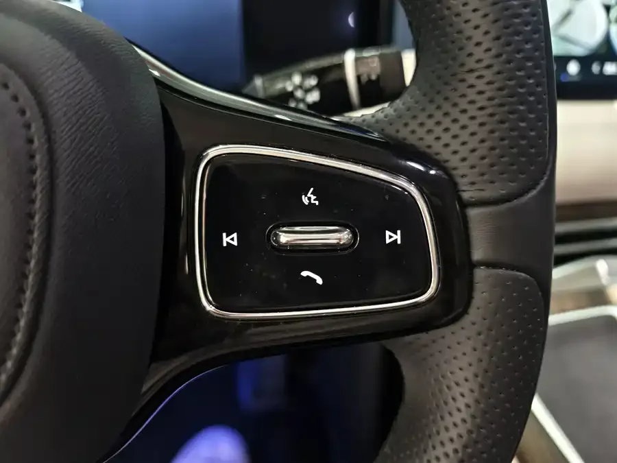 HYCAN Hechuang V09 Hechuang V09 2023 Premium Edition Supercharge 620 2025 — миниатюра 4