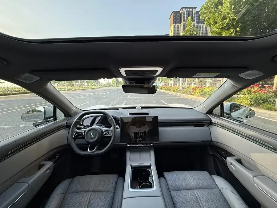 Zeekr 7X Zeekr 7X 2025 100kWh Long-range Rear-wheel Drive Smart Driving Edition 2025 — миниатюра 2