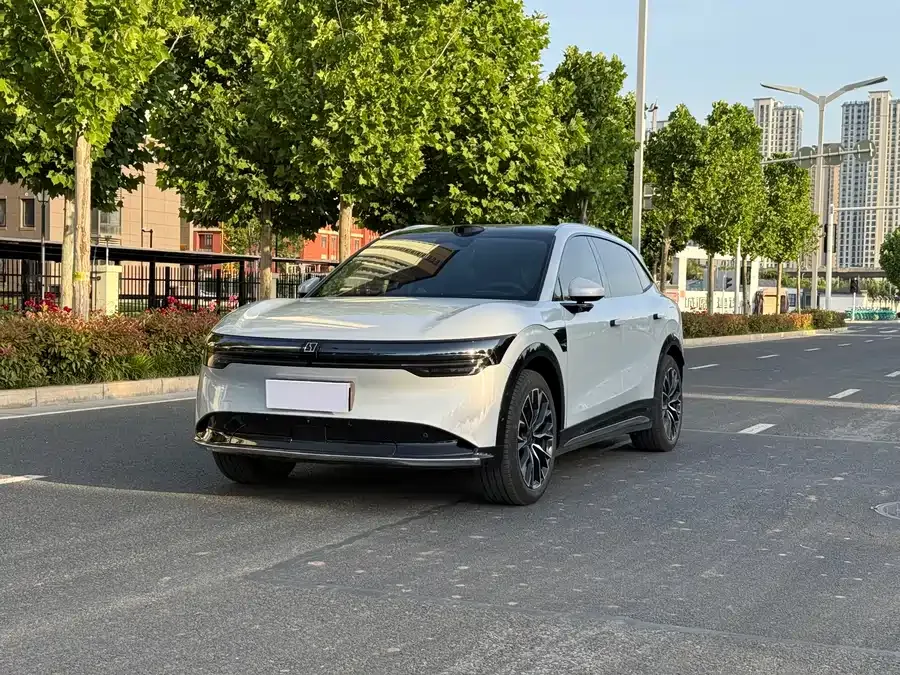 Zeekr 7X 2025
