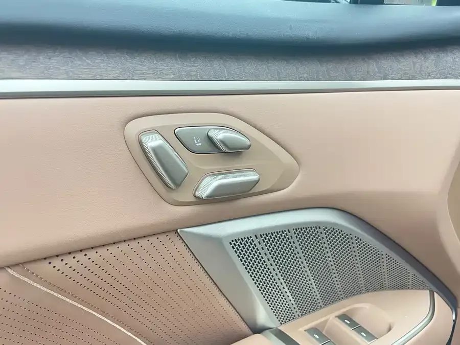 Lok Dao L90 Ledao L90 2025 Ultra Six-Seater Edition 2025 — миниатюра 3