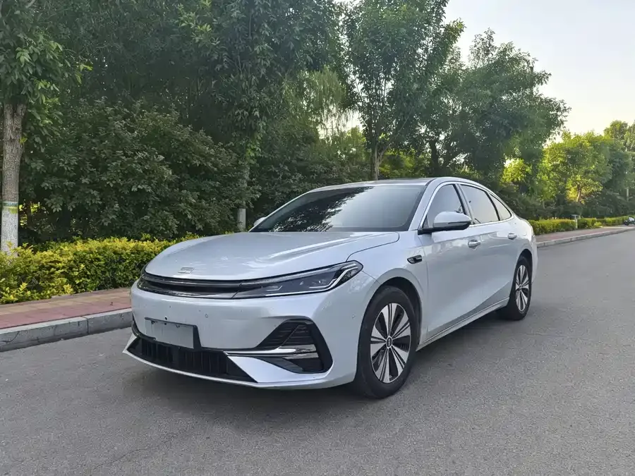 Geely Galaxy A7 2025