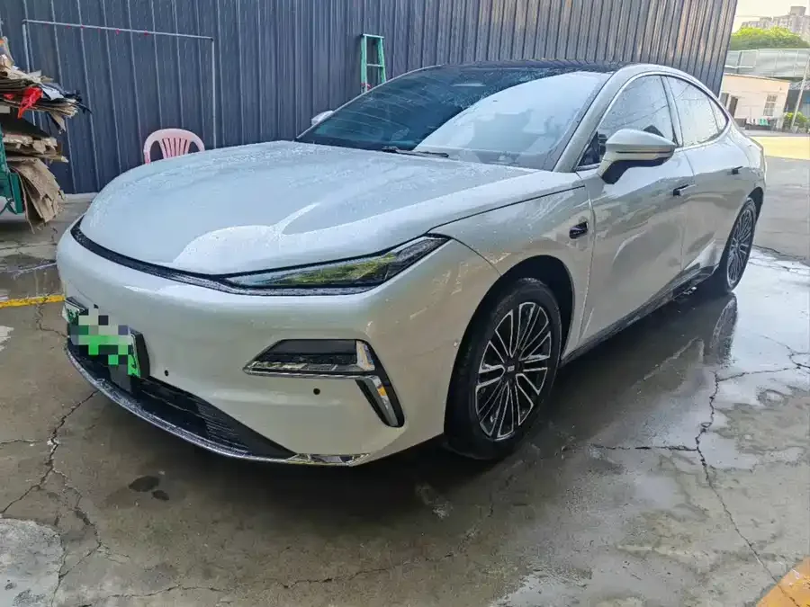 Geely Galaxy Star 8 2025