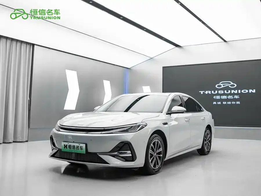 Geely Galaxy A7 2025