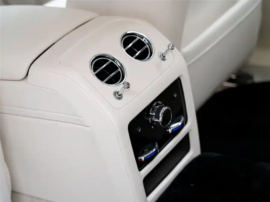 Rolls-Royce Ghost Ghost 2021 6.7T standard wheelbase version 2022 — миниатюра 4