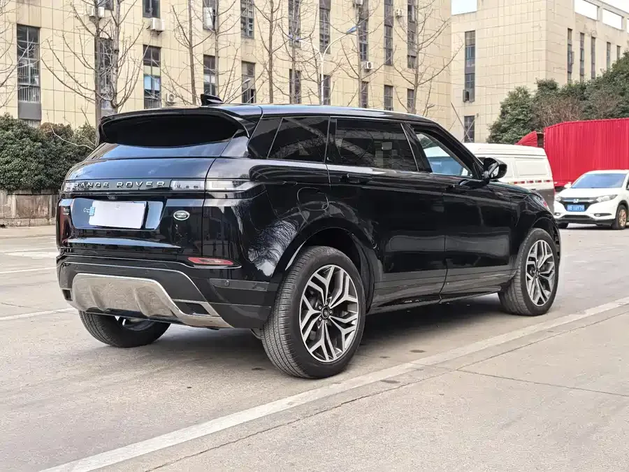 Land Rover Range Rover Aurora 2024 Range Rover Evoque L SE Yuguang Honor Edition 2024 — миниатюра 5