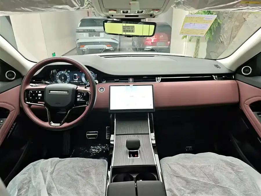 Land Rover Range Rover Aurora 2024 Range Rover Evoque L SE Yuguang Honor Edition 2026 — миниатюра 4