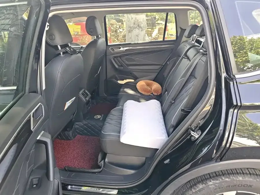Volkswagen Tiguan L Tiguan L 2022 330TSI Automatic 2WD Smart Edition 2022 — миниатюра 4
