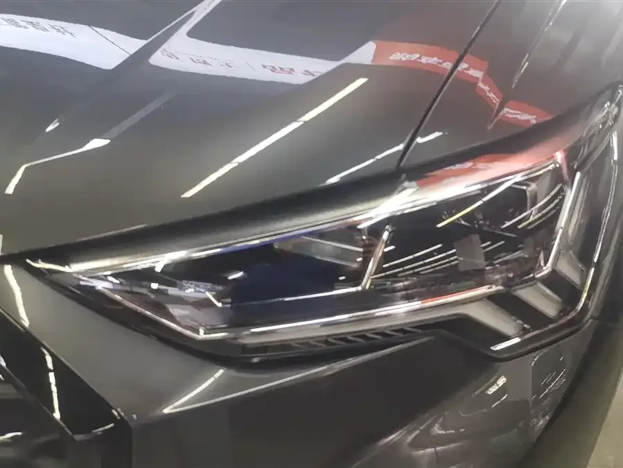 Audi Q3 SPORTBACK 2023 40 TFSI Fashion Edition 2023 — миниатюра 2