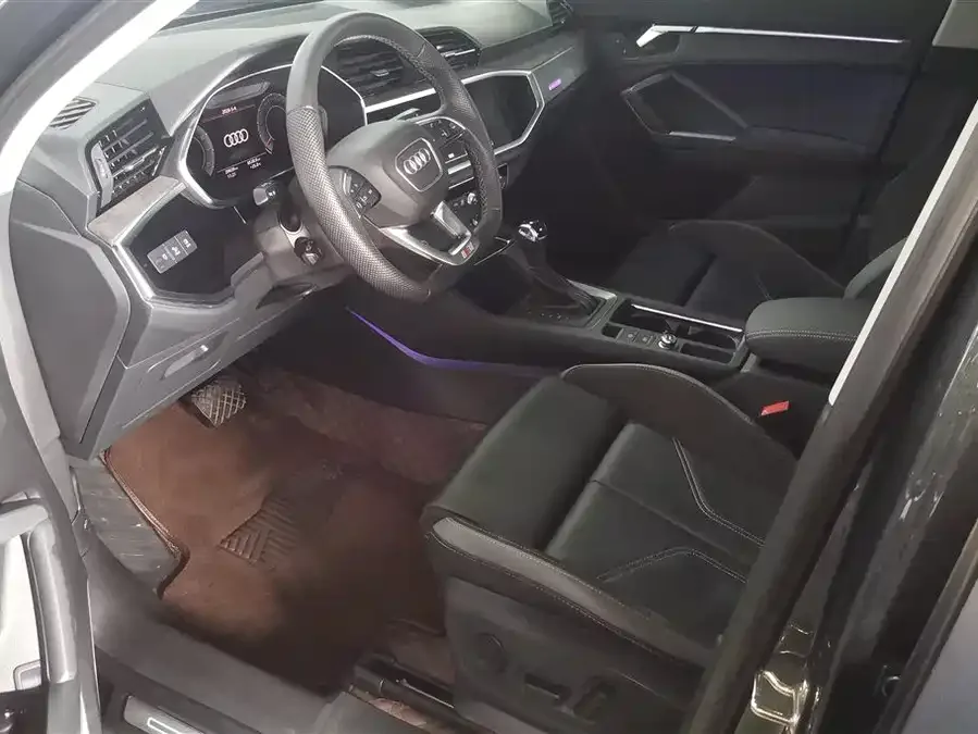 Audi Q3 SPORTBACK 2023 40 TFSI Fashion Edition 2023 — миниатюра 3