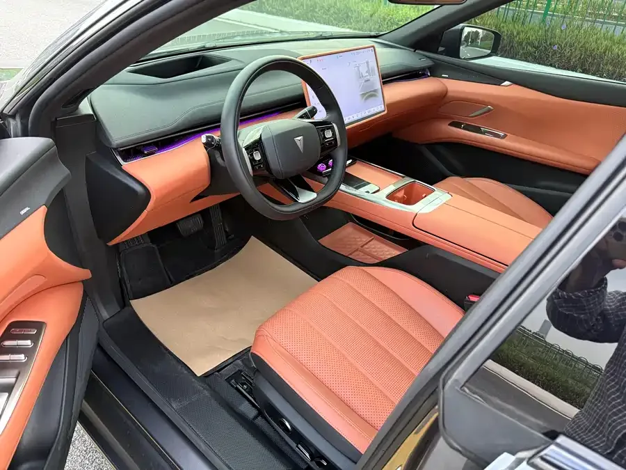 Deepal dark blue L07 Deep Blue L07 2025 300Ultra Deep Blue Intelligent Driving AD PRO Extended Range Edition 2025 — миниатюра 4