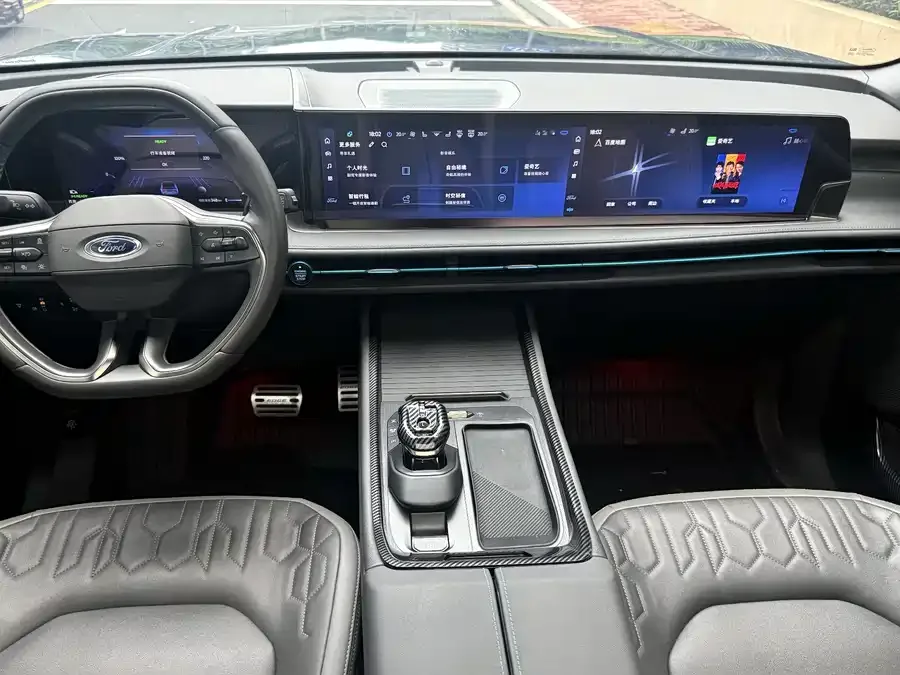 Ford Edge 2023 Sharp L 2.0T EcoBoost E Hybrid 2WD 7-seat Luxury Edition 2024 — миниатюра 4