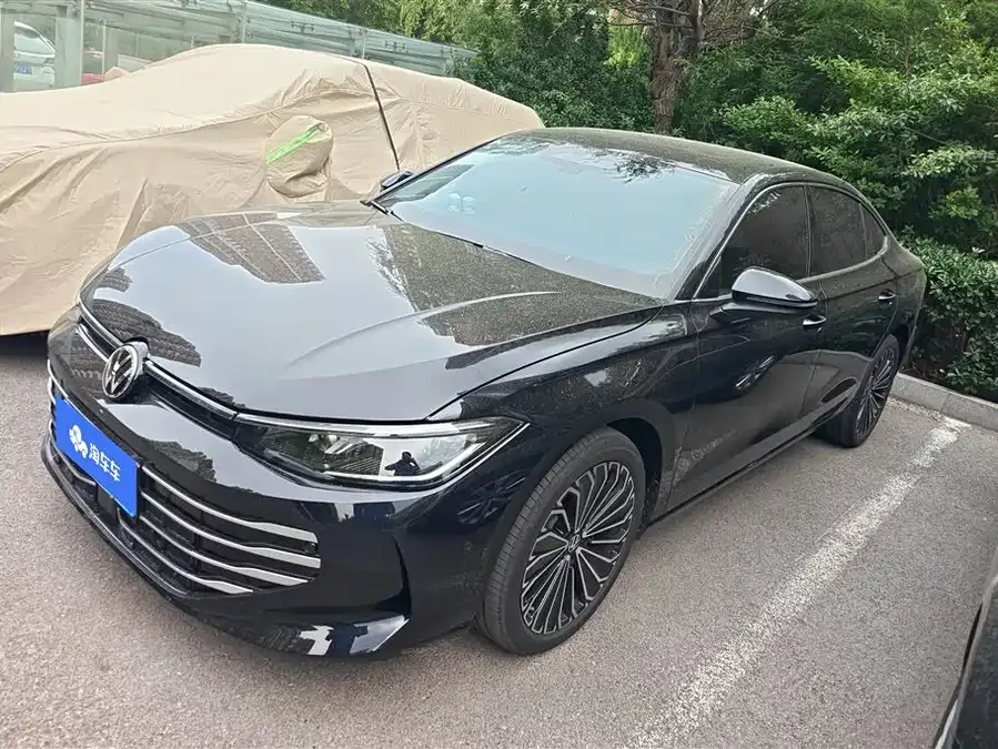 Volkswagen Passat 2025