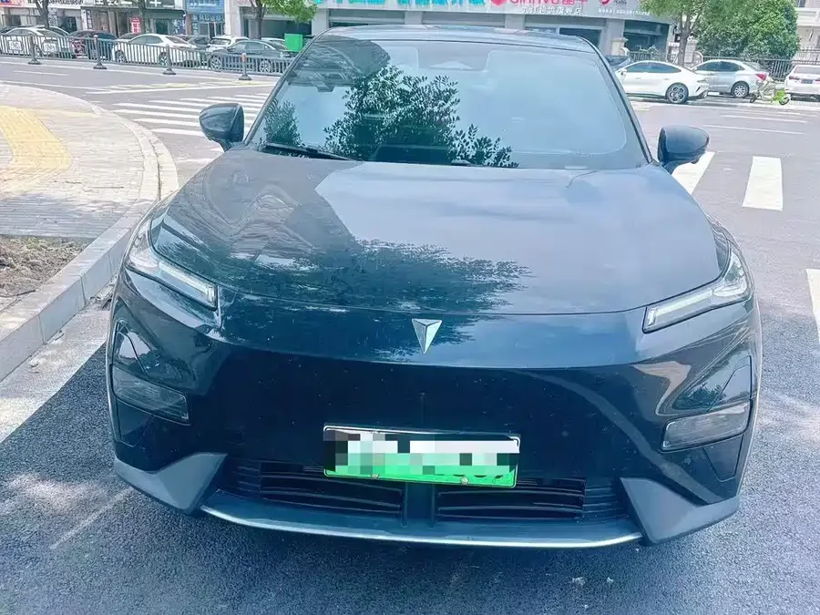 Deepal dark blue S05 2024