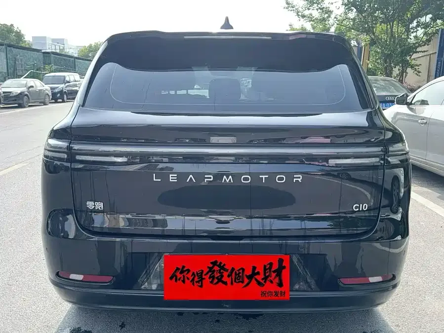 Leapmotor C10 Leapmoo C10 2024 530 Smart Edition 2024 — миниатюра 3