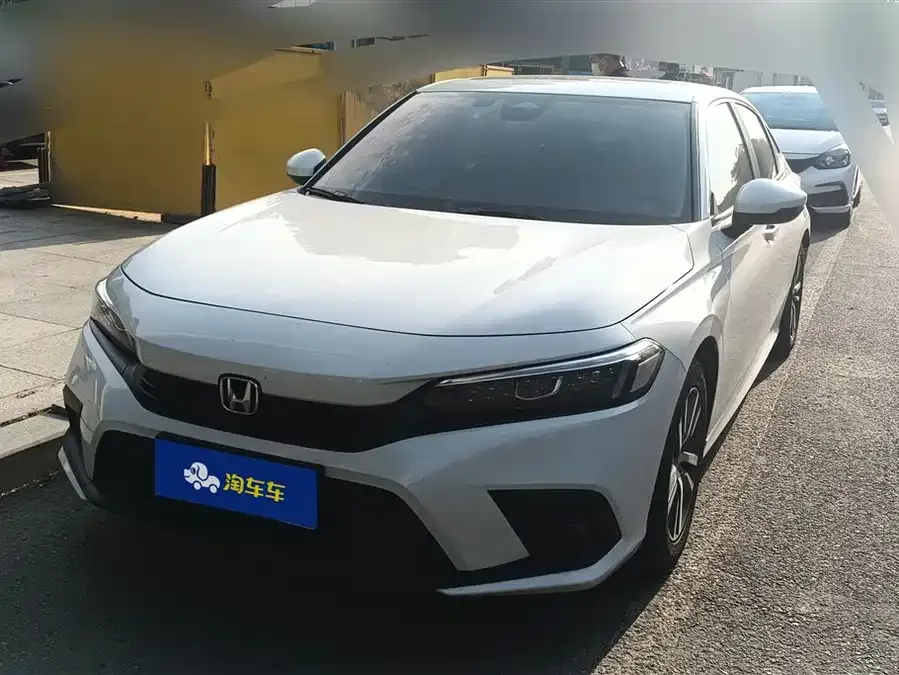 Honda CIVIC 2024