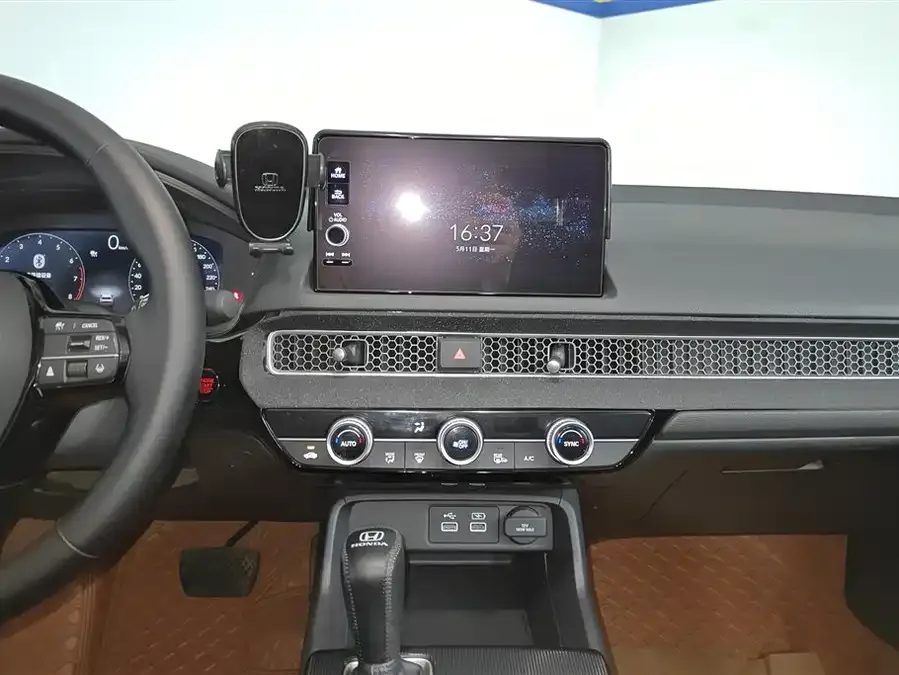 Honda CIVIC 2023 Civic 240TURBO CVT Power Edition 2024 — миниатюра 4
