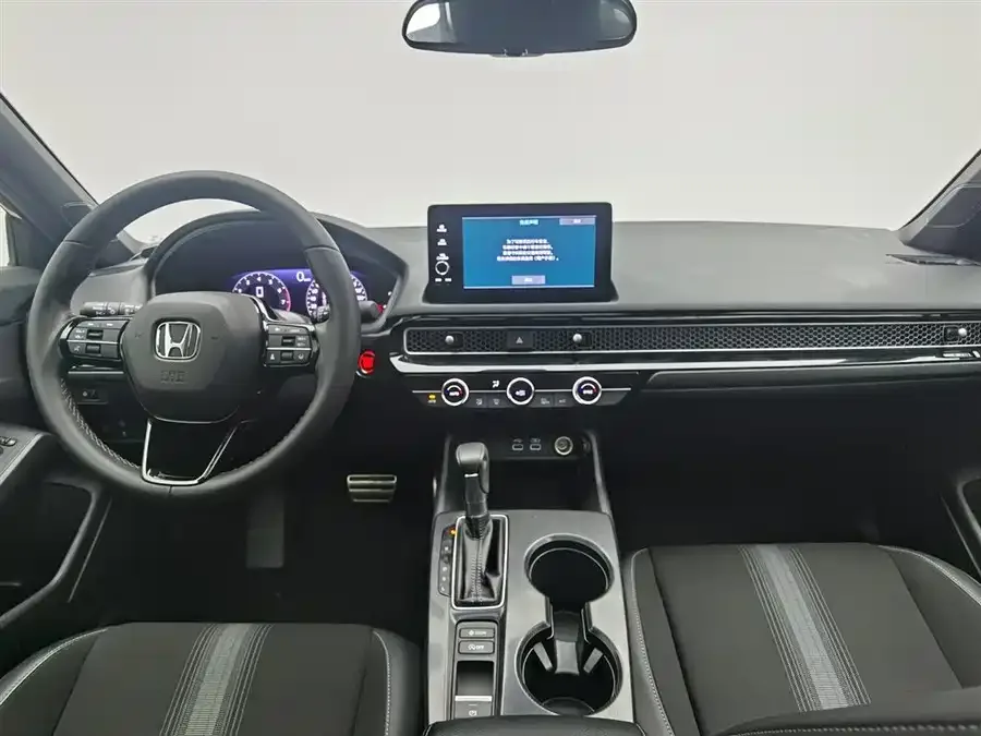 Honda CIVIC 2022 Civic 240TURBO CVT Ignition Edition 2022 — миниатюра 2