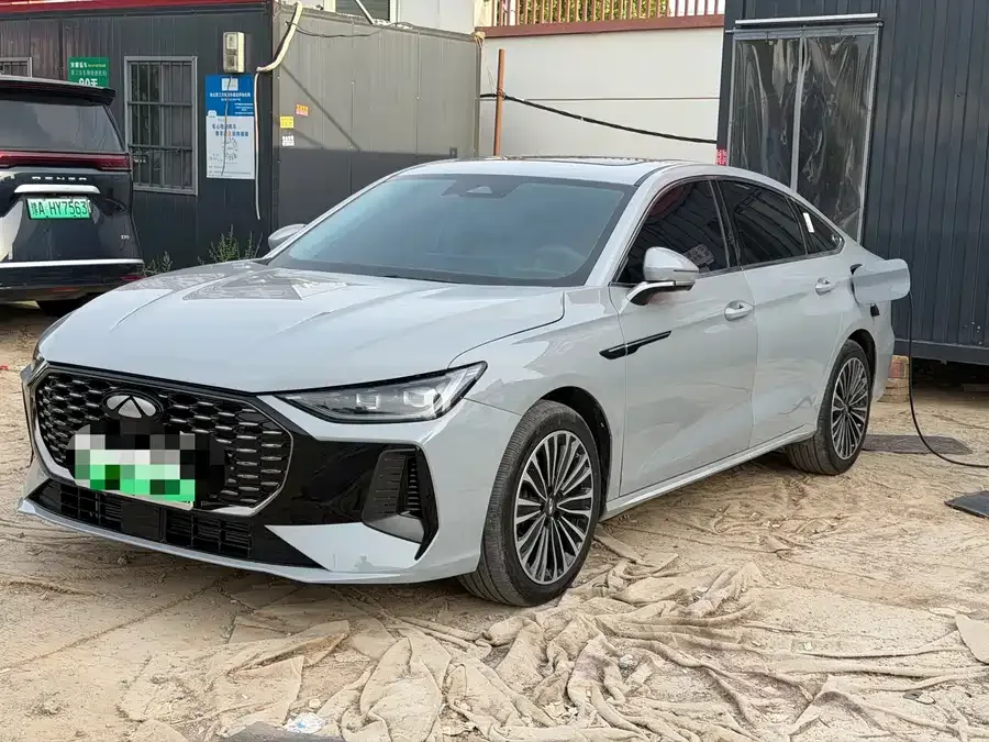 Chery Fengyun A8L 2025