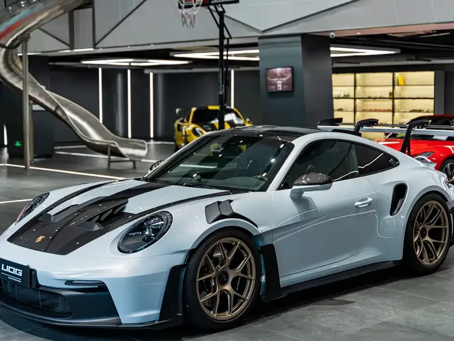 Porsche 911 2024