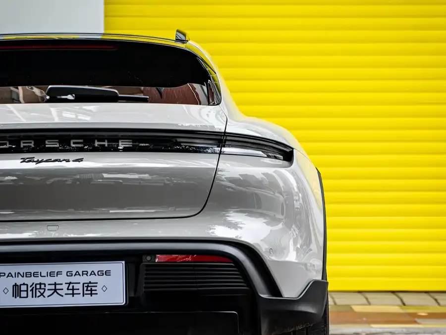 Porsche Taycan Taycan 2022 Taycan 4 Cross Turismo 2024 — миниатюра 3