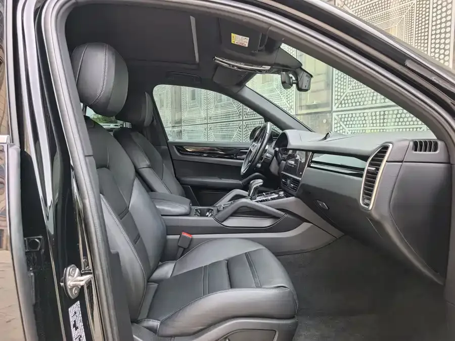 Porsche Cayenne Cayenne 2022 Cayenne 3.0T Platinum Edition 2022 — миниатюра 4