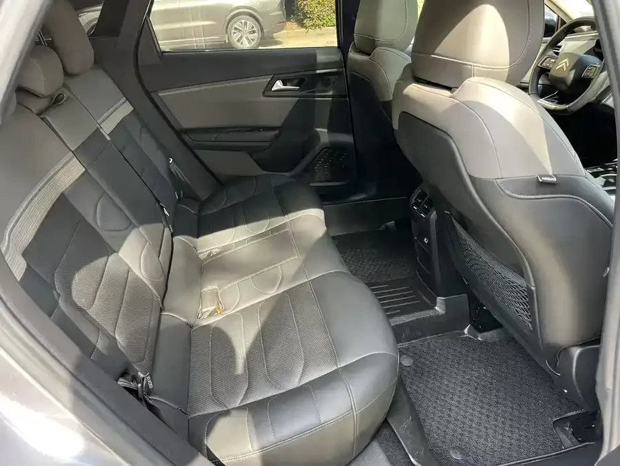 Citroen Versailles C5 X Versailles C5 X 2021 1.6T Brilliant 2022 — миниатюра 4