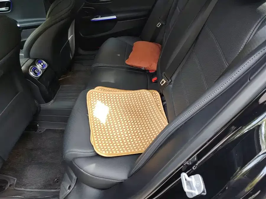 Mercedes-Benz Class C Mercedes-Benz C-Class 2025 C 260 L 2025 — миниатюра 4