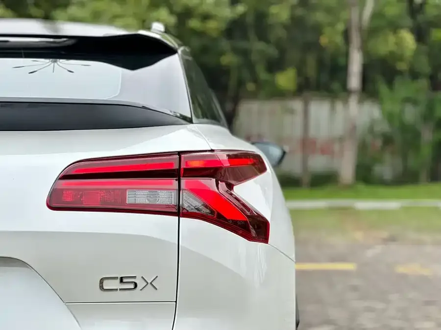 Citroen Versailles C5 X Versailles C5 X 2021 1.6T Enjoy Extraordinary 2022 — миниатюра 3