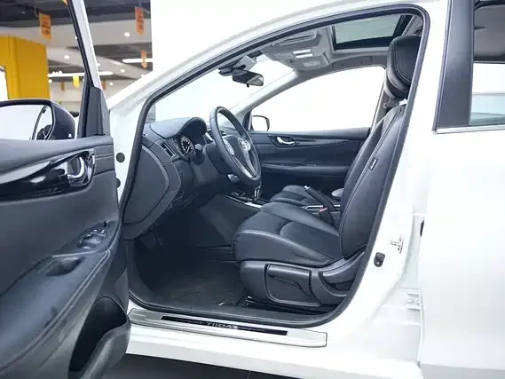 Nissan Tiida Tiida 2024 1.6L CVT Smart Edition 2024 — миниатюра 4
