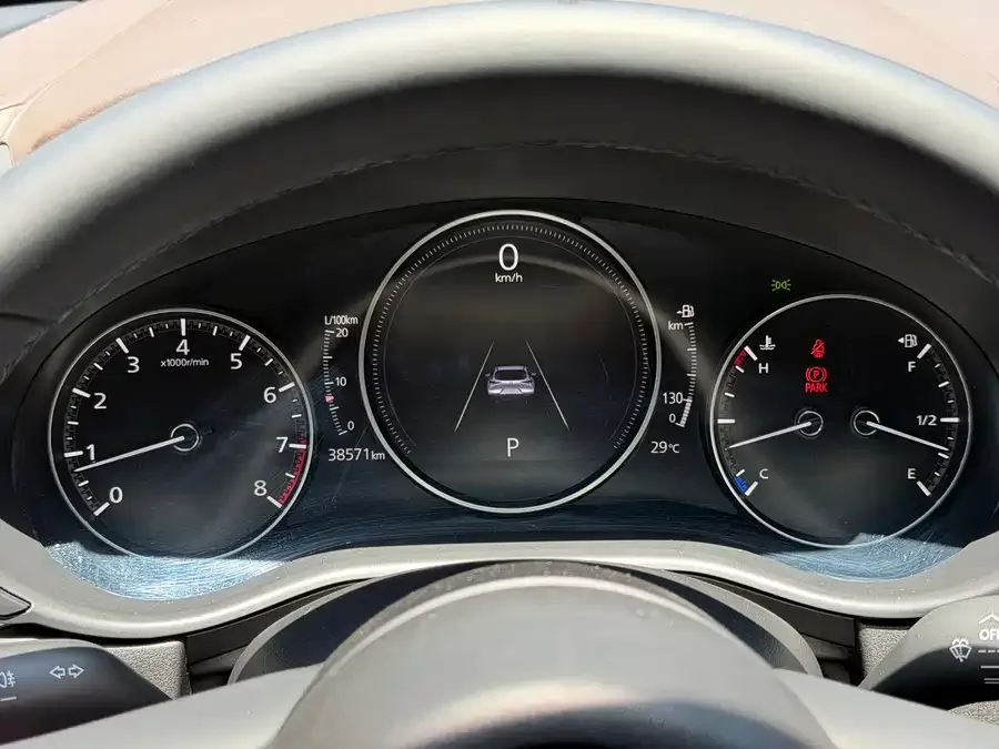 Mazda CX-30 2022 2.0L Automatic Jiayue Edition 2022 — миниатюра 3