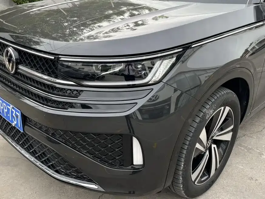 Volkswagen Tavendor 2023 Lanxun 380TSI 4WD R-Line Touring Edition 2023 — миниатюра 2