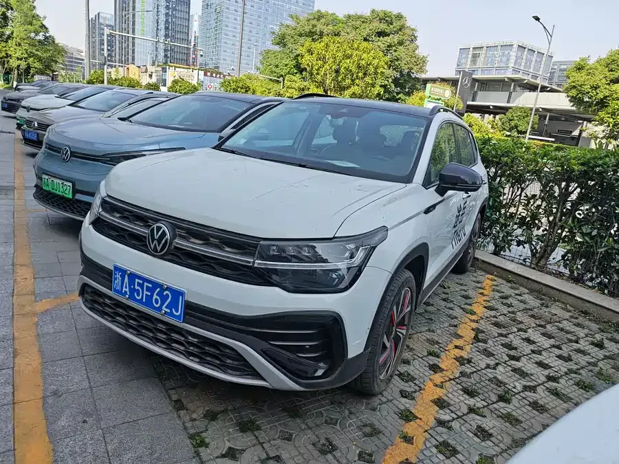 Volkswagen Tiguan (Tharu) 2024